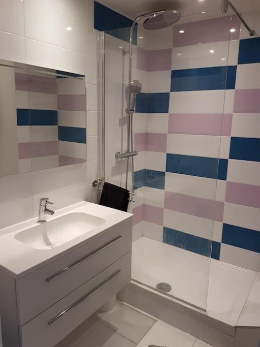 Le Gabriel Apartment Chartres Bagian luar foto